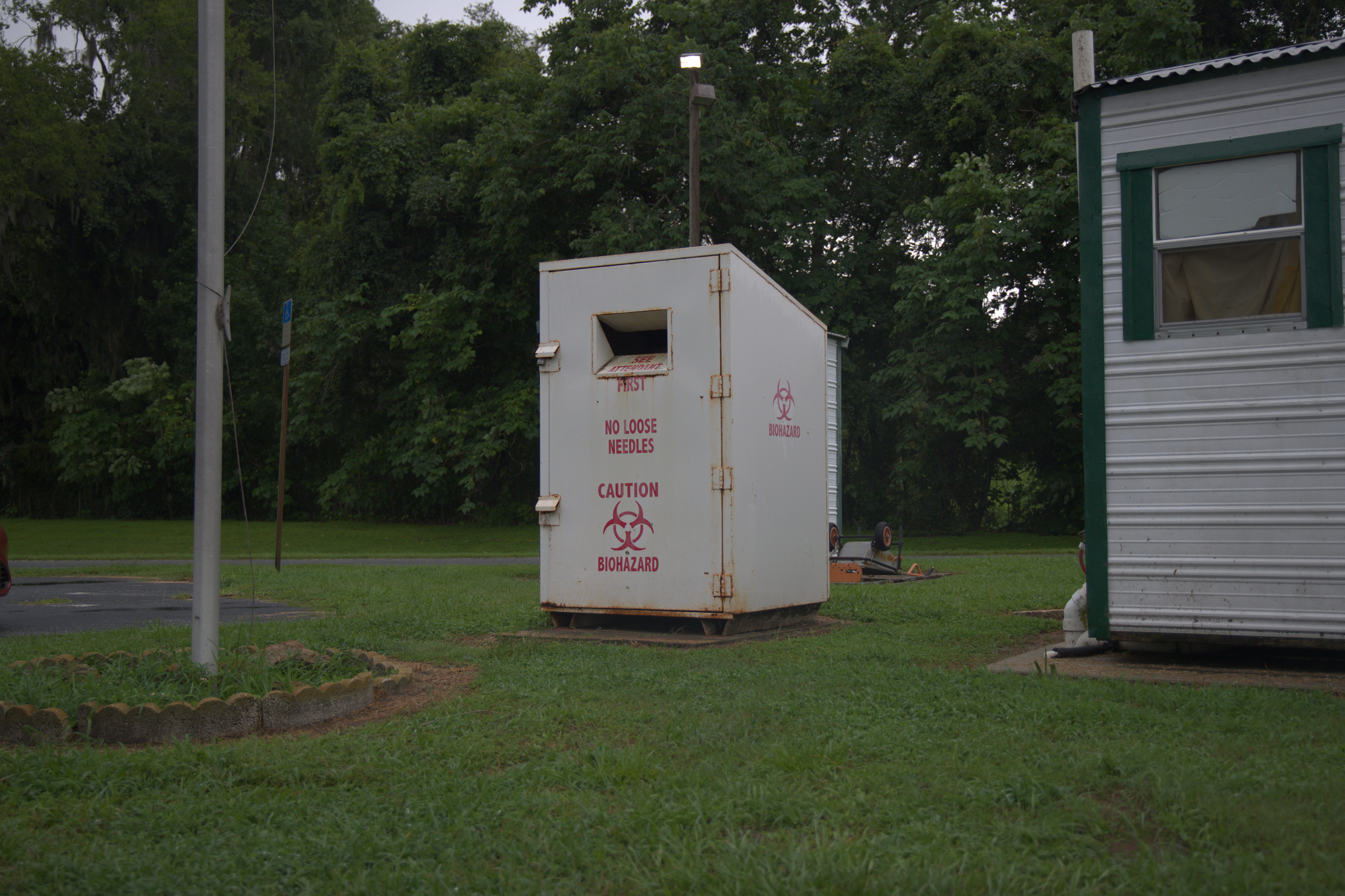An image of a biohazard disposal machine.